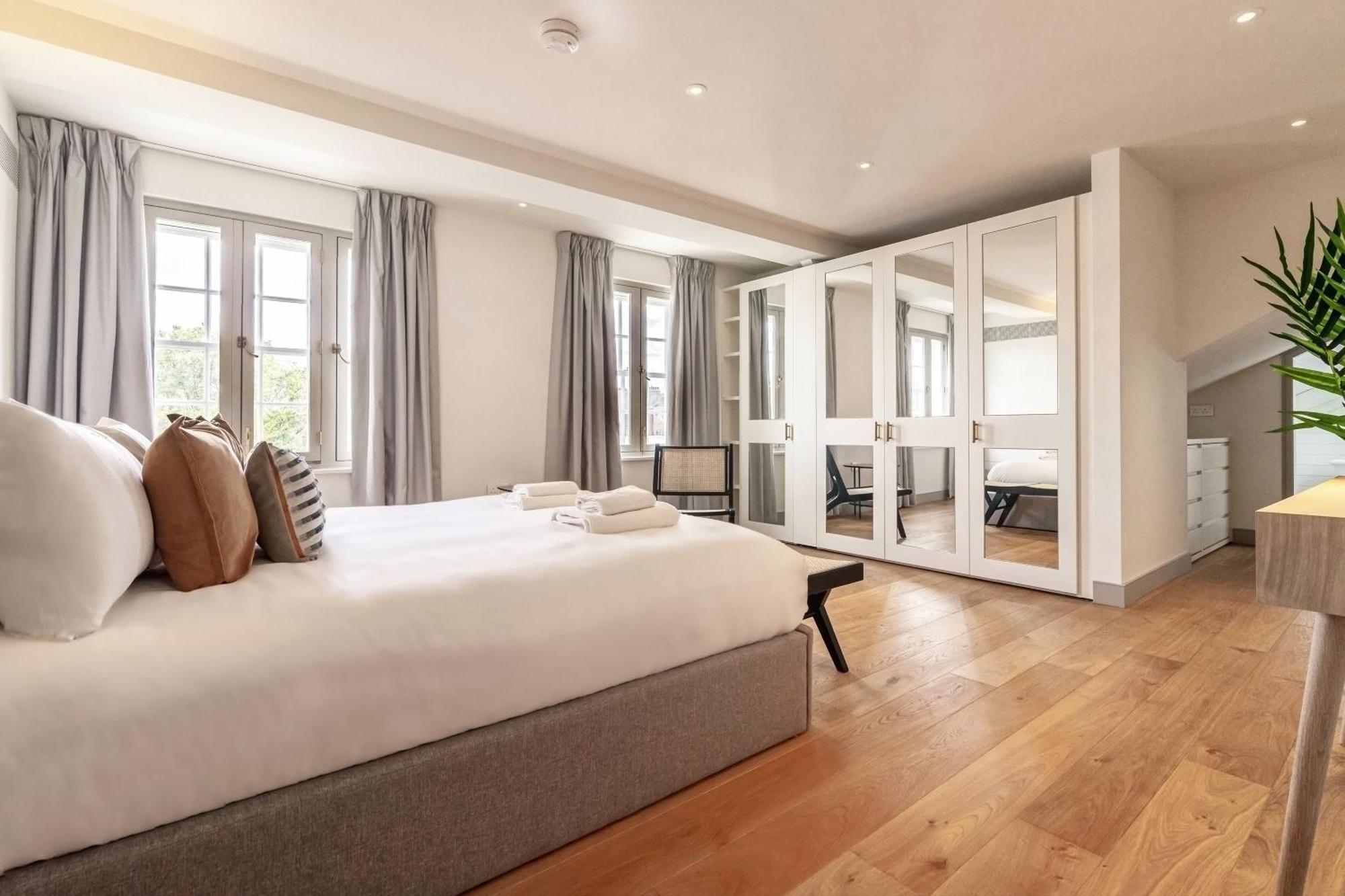 Appartamento Luxury Flats Near Big Ben And London Eye Esterno foto