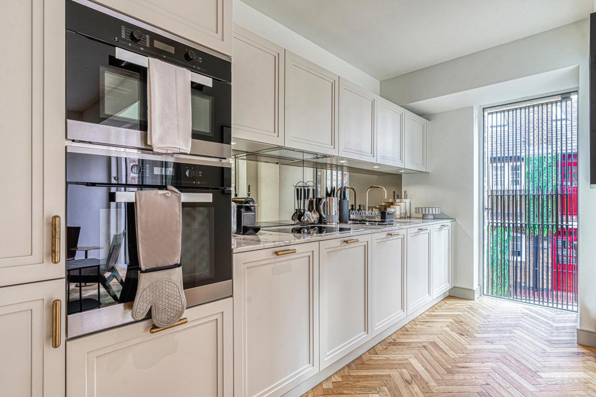 Appartamento Luxury Flats Near Big Ben And London Eye Esterno foto