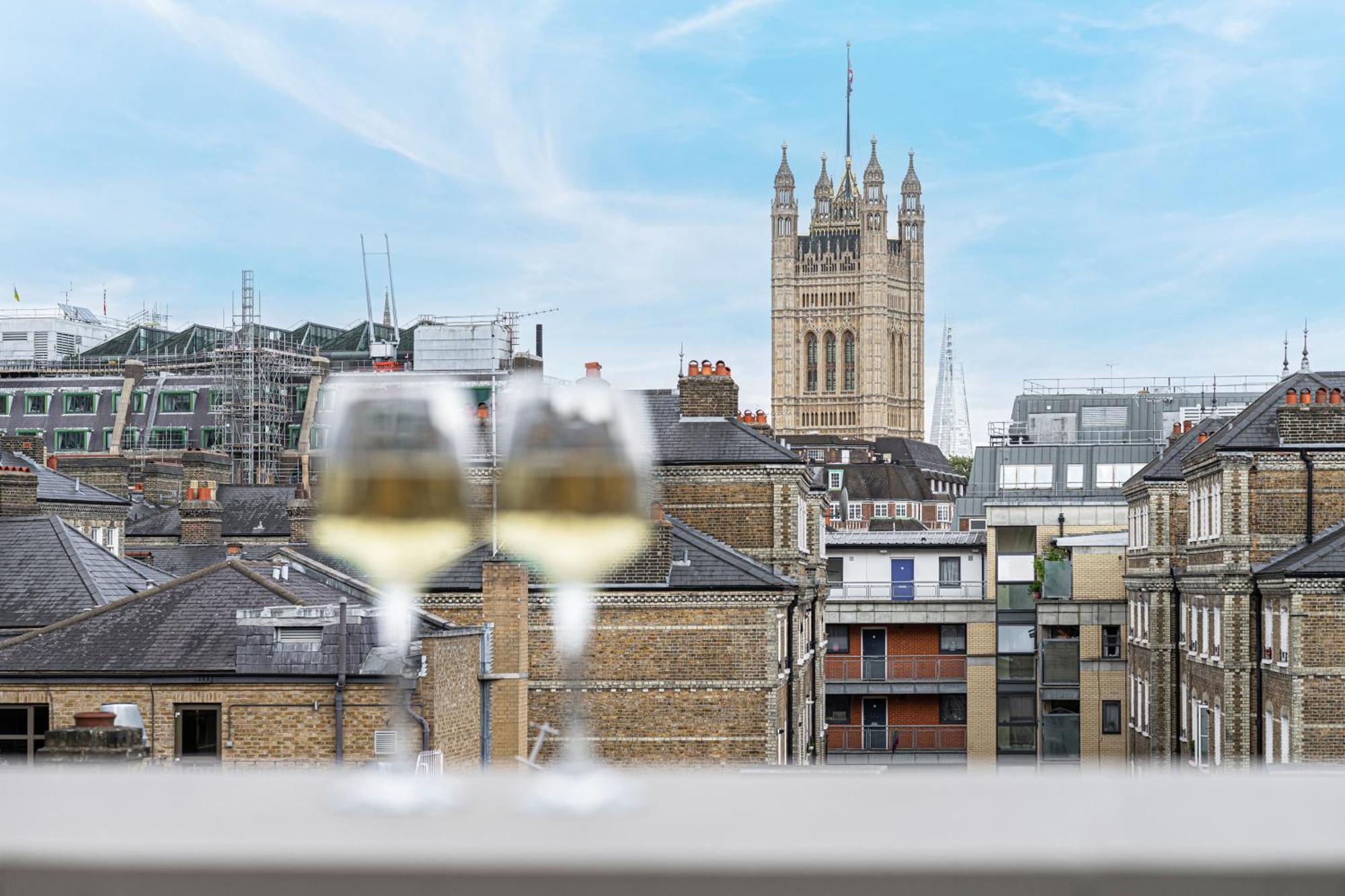 Appartamento Luxury Flats Near Big Ben And London Eye Esterno foto